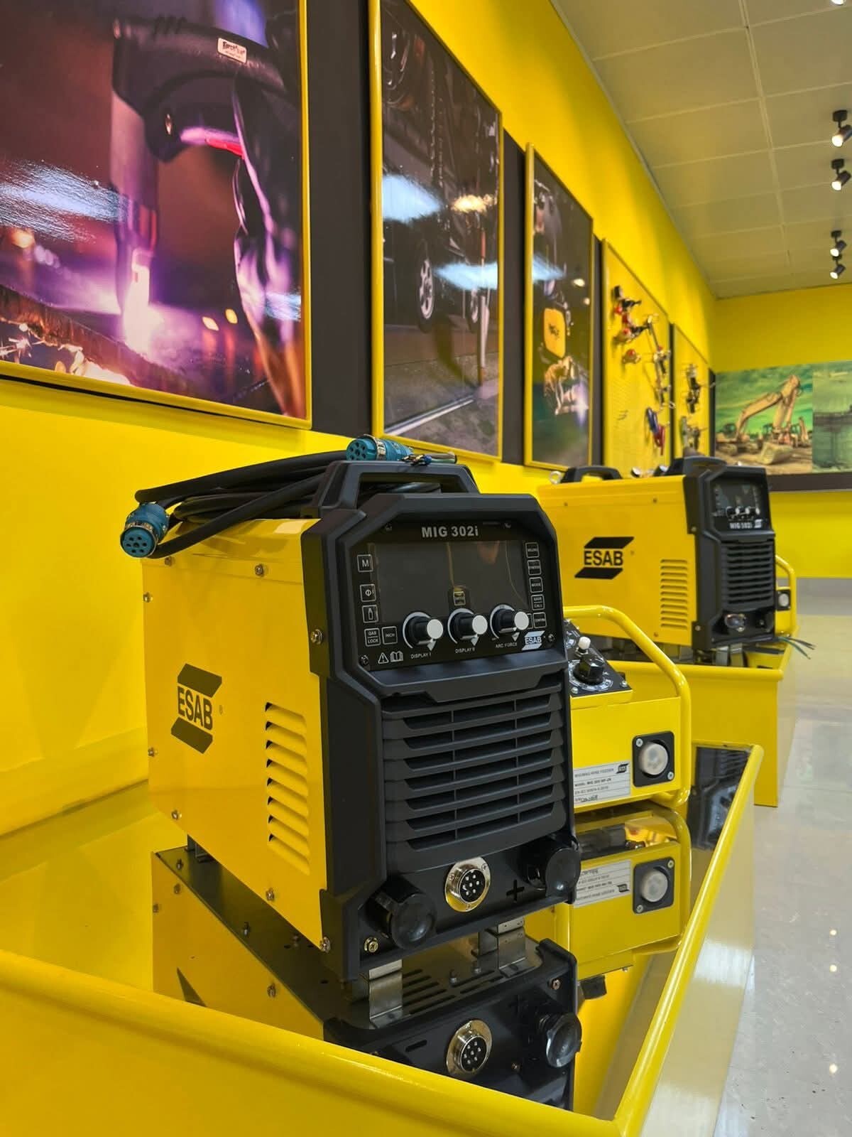 Dealer image 1